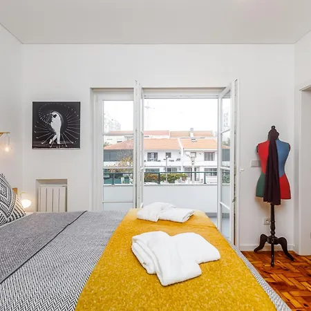 Augusto - A Family House With Pool In The Heart Of Lisbon *