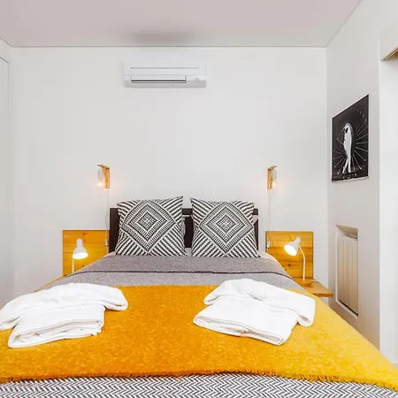 Augusto - A Family House With Pool In The Heart Of Lisboa