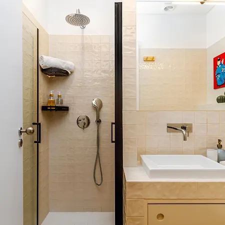 Apartment Augusto - A Family House With Pool In The Heart Of Lisbon Lisbon