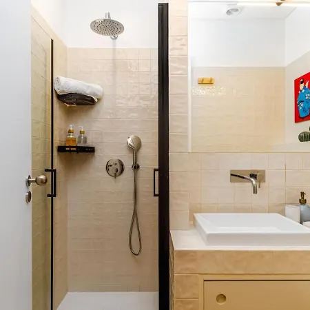 Augusto - A Family House With Pool In The Heart Of * Lisboa