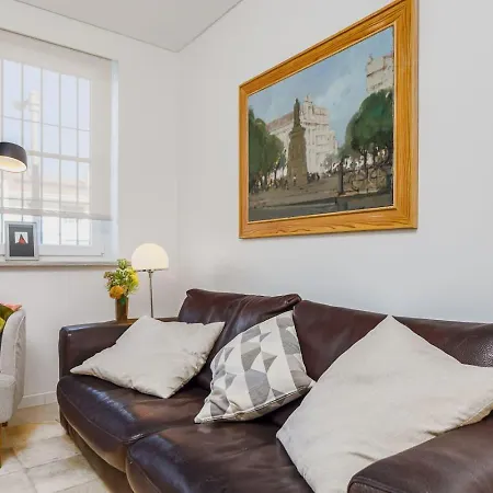 Apartment Augusto - A Family House With Pool In The Heart Of *
