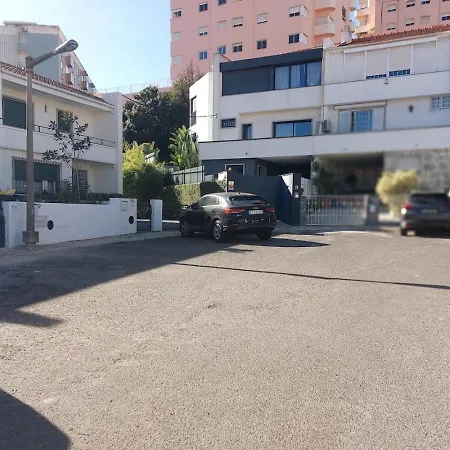 Augusto - A Family House With Pool In The Heart Of *