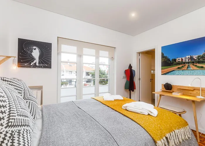 Augusto - A Family House With Pool In The Heart Of