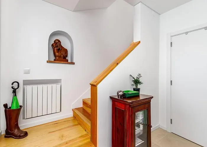 Augusto - A Family House With Pool In The Heart Of