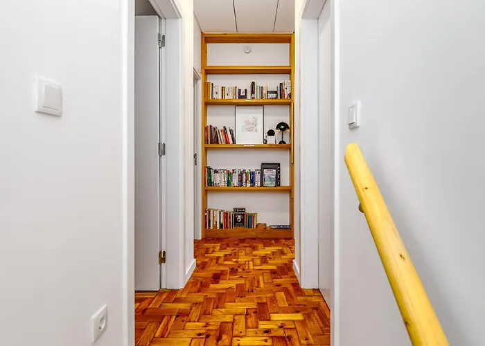 Augusto - A Family House With Pool In The Heart Of 리스본
